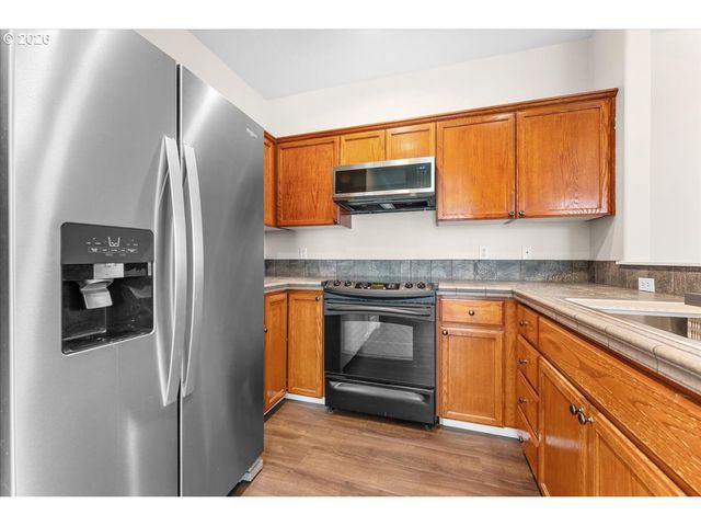 17257 Sw BERKELEY Ln, Beaverton, OR 97003