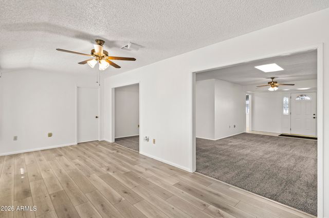 10733 W Saratoga Circle, Sun City, AZ 85351