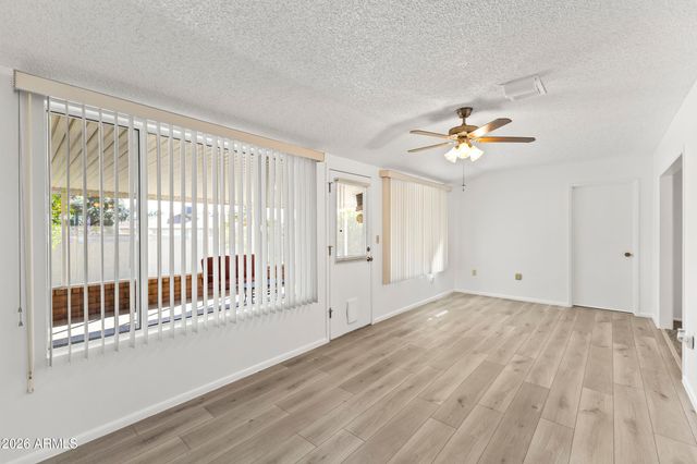 10733 W Saratoga Circle, Sun City, AZ 85351