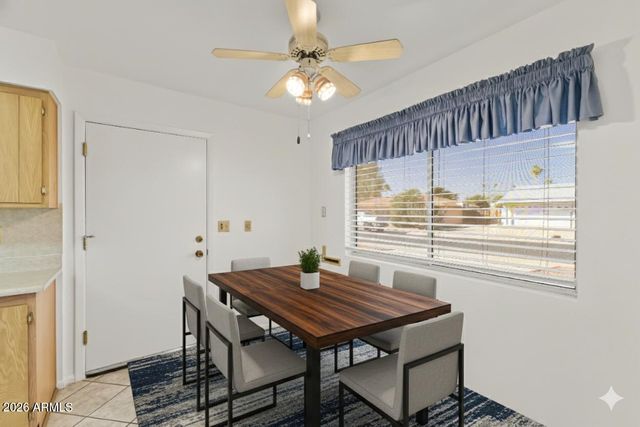 10733 W Saratoga Circle, Sun City, AZ 85351