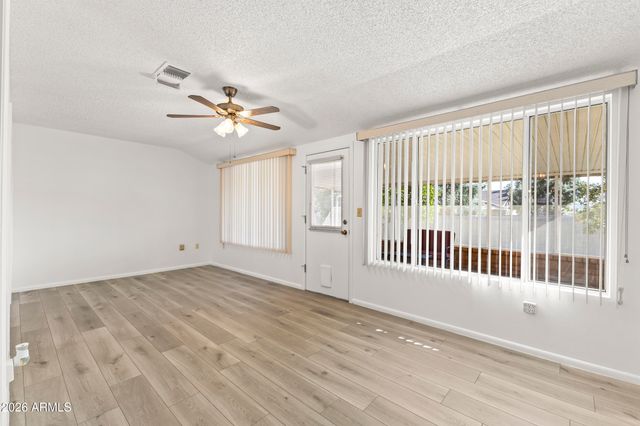 10733 W Saratoga Circle, Sun City, AZ 85351