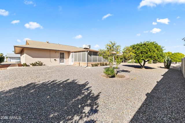 10733 W Saratoga Circle, Sun City, AZ 85351
