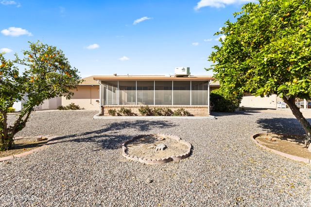 10733 W Saratoga Circle, Sun City, AZ 85351