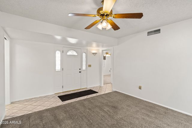 10733 W Saratoga Circle, Sun City, AZ 85351