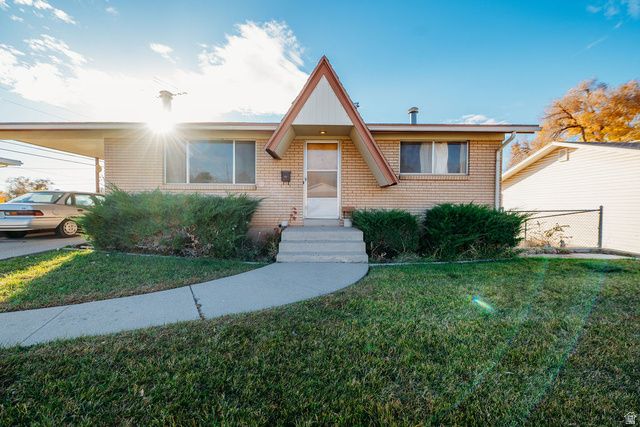 5007 S 2675 W, Roy, UT 84067