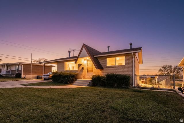 5007 S 2675 W, Roy, UT 84067