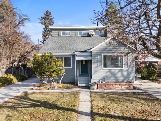 694 S 600 E, River Heights, UT 84321