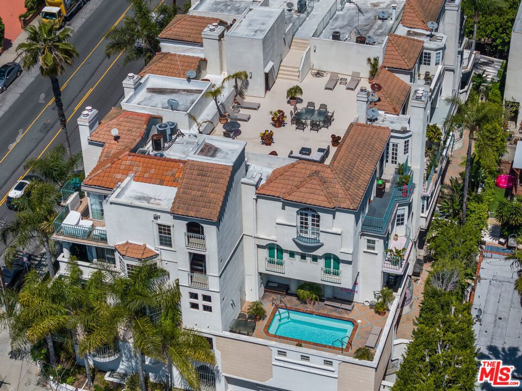 960 N Doheny Drive 301, West Hollywood, CA 90069 — photo 3
