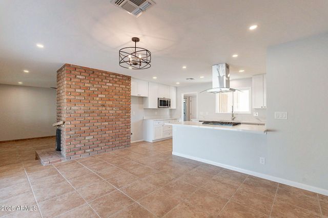 6302 N 85TH Street, Scottsdale, AZ 85250