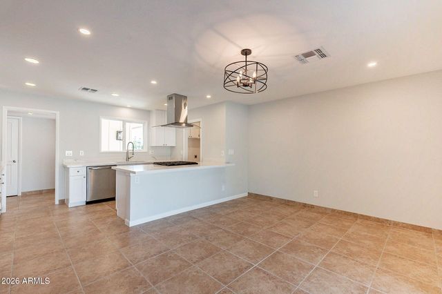 6302 N 85TH Street, Scottsdale, AZ 85250