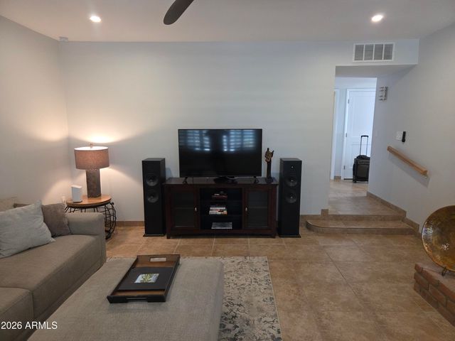 6302 N 85TH Street, Scottsdale, AZ 85250