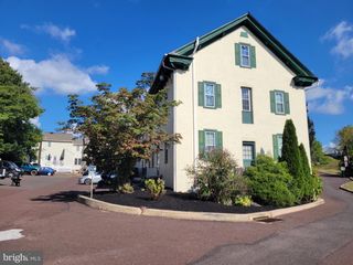 320 N MAIN ST #102, Sellersville, PA 18960