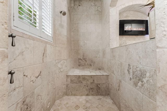 1901 Sea Eagle VW, Austin, TX 78738