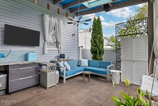 39 Buell Street, Albany, NY 12206