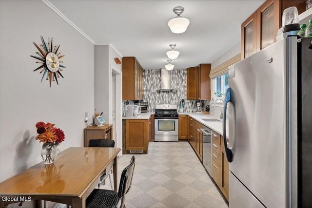 39 Buell Street, Albany, NY 12206