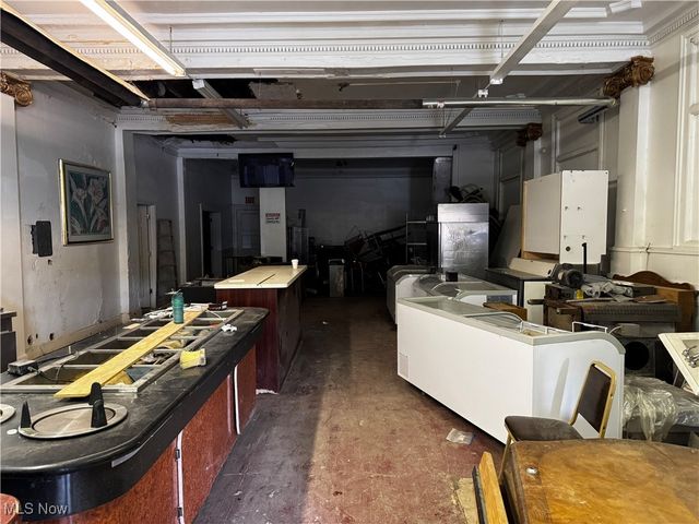 4911 Clark Avenue, Cleveland, OH 44102