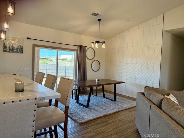 7164 Kingsley Avenue, Hesperia, CA 92345