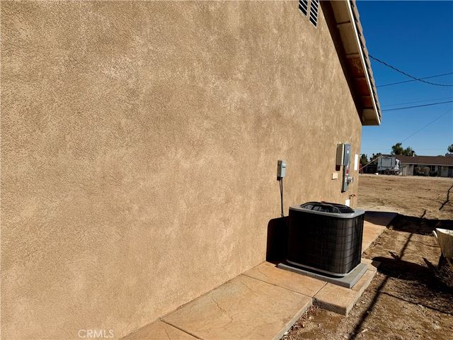 7164 Kingsley Avenue, Hesperia, CA 92345