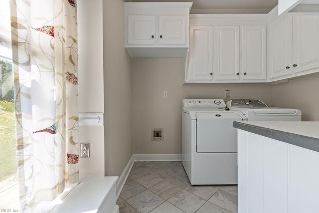 100 Crescent DR, Franklin, VA 23851
