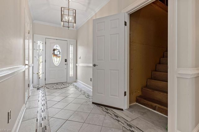 100 Crescent DR, Franklin, VA 23851