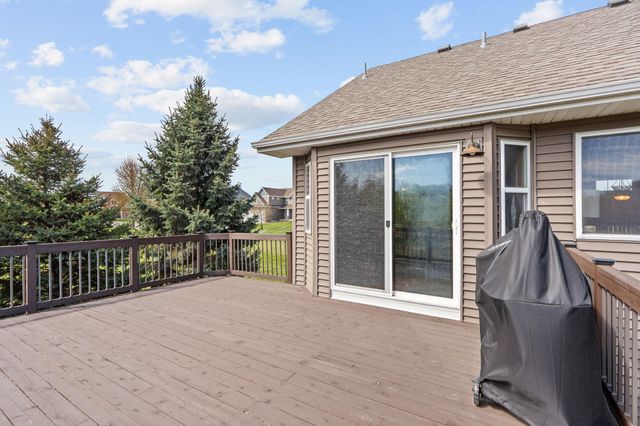 21285 Naples Street NW, Elk River, MN 55330