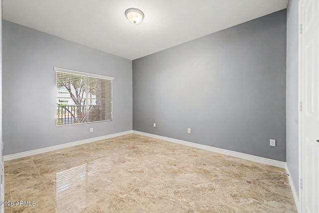 5450 E DEER VALLEY Drive 1006, Phoenix, AZ 85054