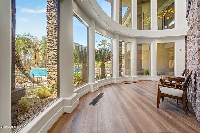 5450 E DEER VALLEY Drive 1006, Phoenix, AZ 85054