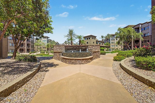 5450 E DEER VALLEY Drive 1006, Phoenix, AZ 85054