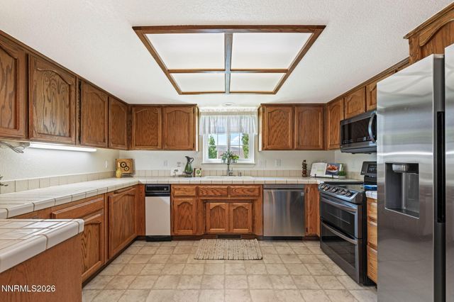 616 Kim Court, Gardnerville, NV 89460