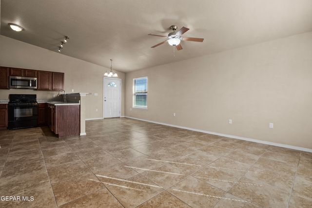 10689 CANYON SAGE Drive, El Paso, TX 79924