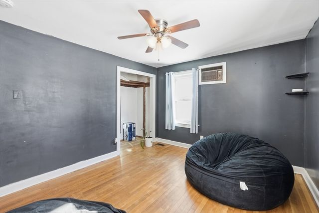 27 Jerome St, Southbridge, MA 01550