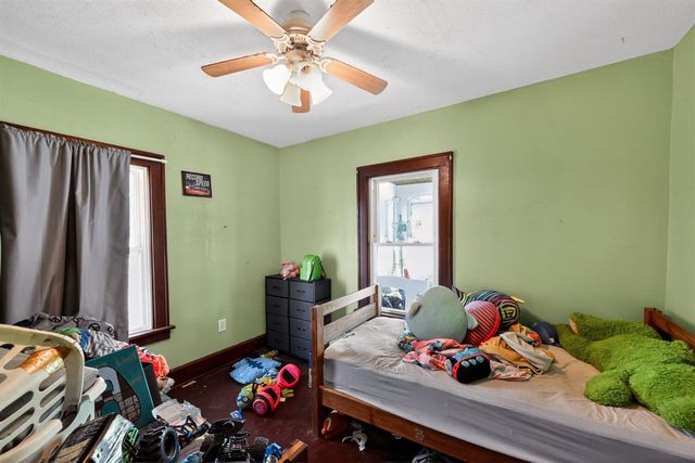 318 N 10th Street, Niles, MI 49120