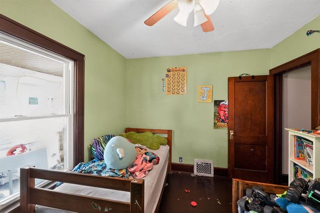 318 N 10th Street, Niles, MI 49120
