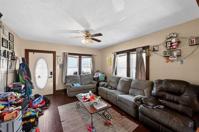 318 N 10th Street, Niles, MI 49120