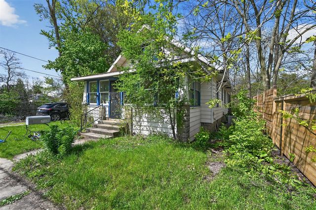 318 N 10th Street, Niles, MI 49120