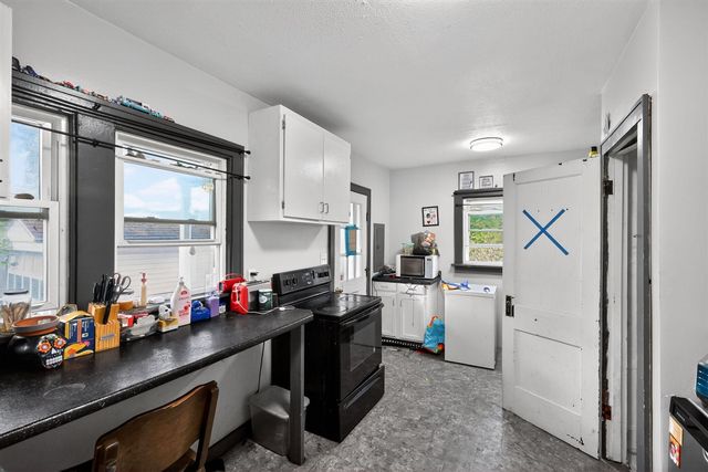 318 N 10th Street, Niles, MI 49120