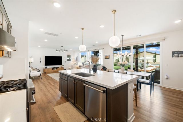 29598 Oakley Court, Winchester, CA 92596