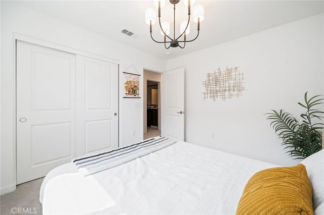 29598 Oakley Court, Winchester, CA 92596