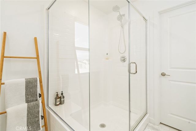 29598 Oakley Court, Winchester, CA 92596