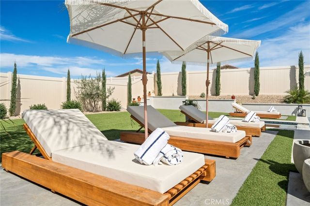29598 Oakley Court, Winchester, CA 92596