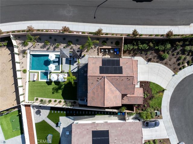 29598 Oakley Court, Winchester, CA 92596