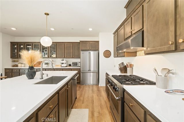 29598 Oakley Court, Winchester, CA 92596