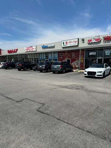 6602 W 111th Street, Worth, IL 60482