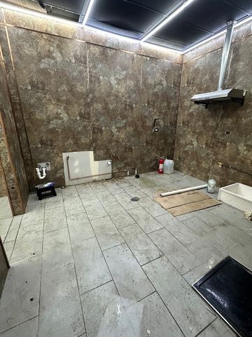 6602 W 111th Street, Worth, IL 60482