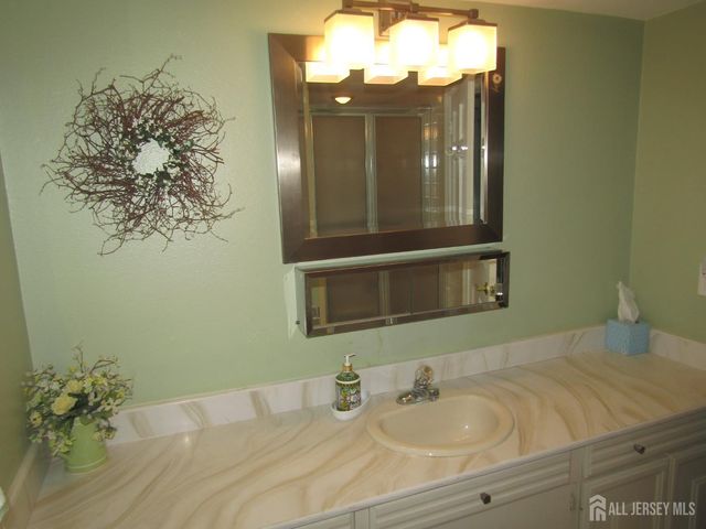22 Rossmoor Drive C, Monroe, NJ 08831