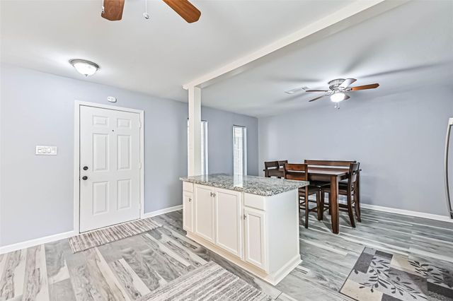 114 Crestway Drive, Baytown, TX 77520