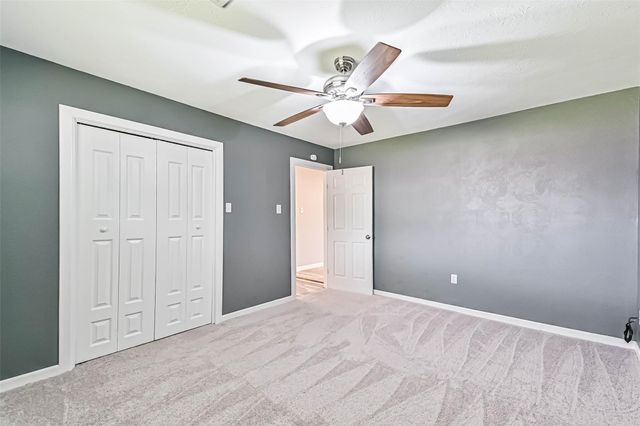 114 Crestway Drive, Baytown, TX 77520