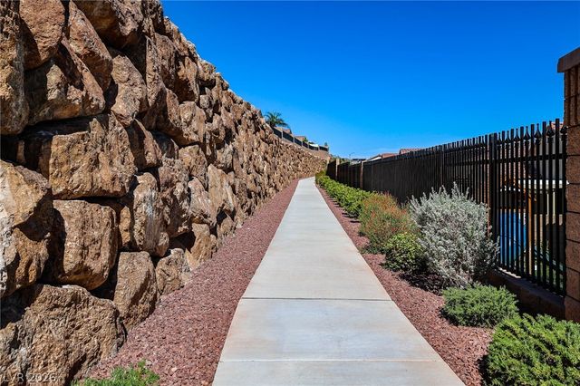 6497 Tavolara Street, Las Vegas, NV 89166
