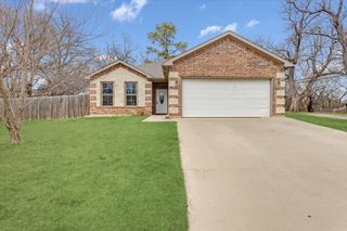 901 W Dubois Street, Denison, TX 75020
