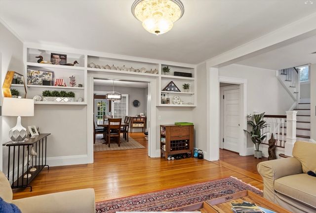 45 Walnut Rd., Hamilton, MA 01982